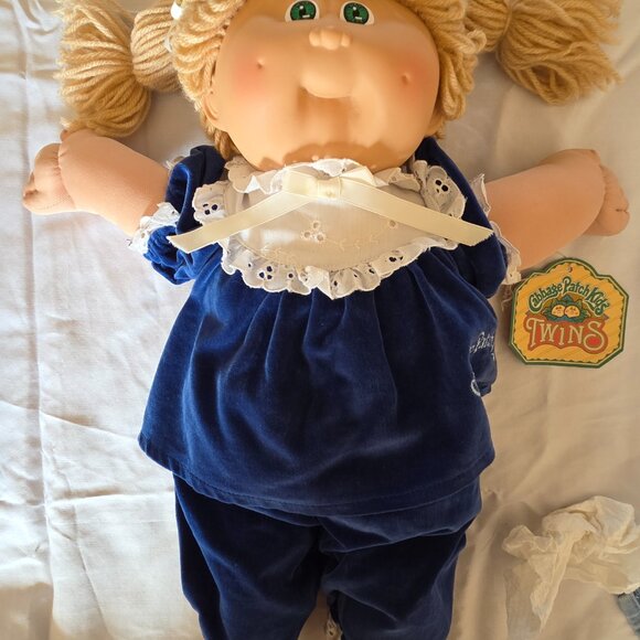 Vntg Cabbage Patch Kids Limited Edition Boy&Girl Twins 1985 Dark Blue Outfits - Picture 5 of 12